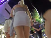 街拍性感的澳大利亞圓屁股
